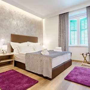 Pearl By Nono Ban 4*, Split Croacia